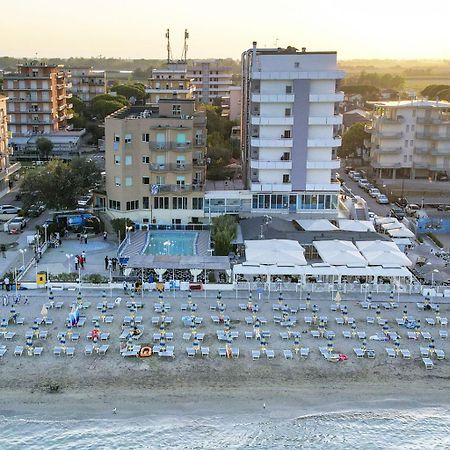 Bikini Tropicana Family Hotel Lido Di Savio Luaran gambar