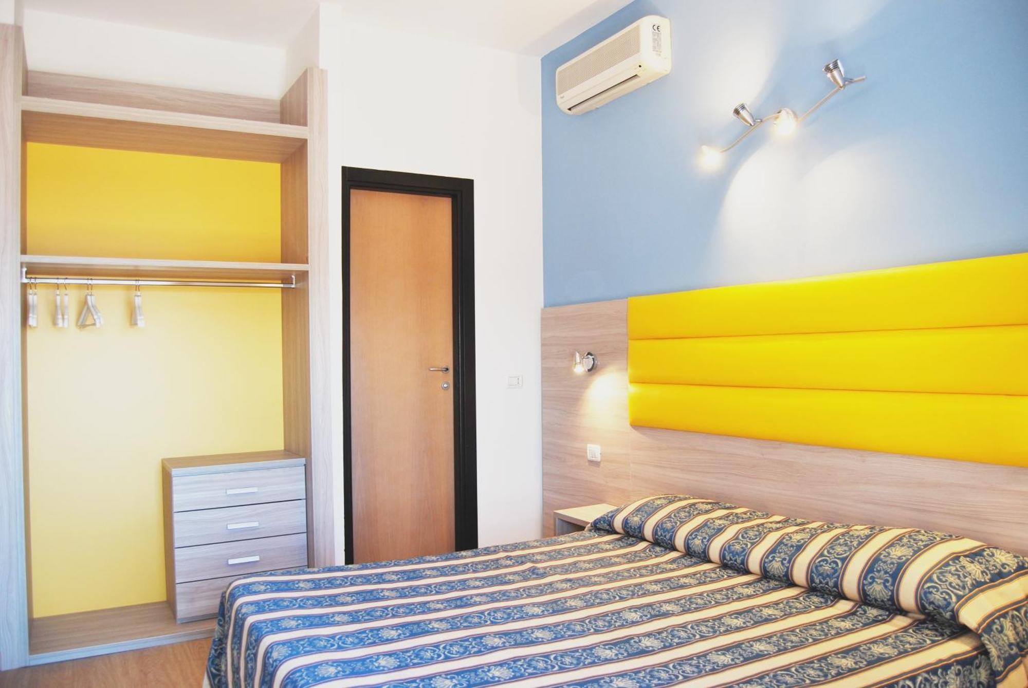 Bikini Tropicana Family Hotel Lido Di Savio Luaran gambar
